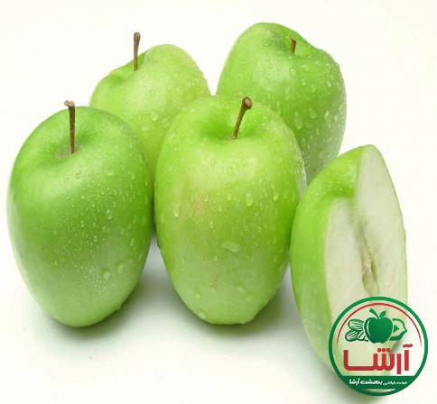 بررسی طعم سیب درختی سبز